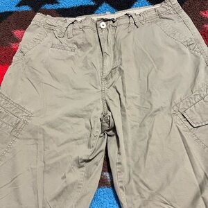 Size 36 Jordan shorts great condition. Kinda a darker khaki color